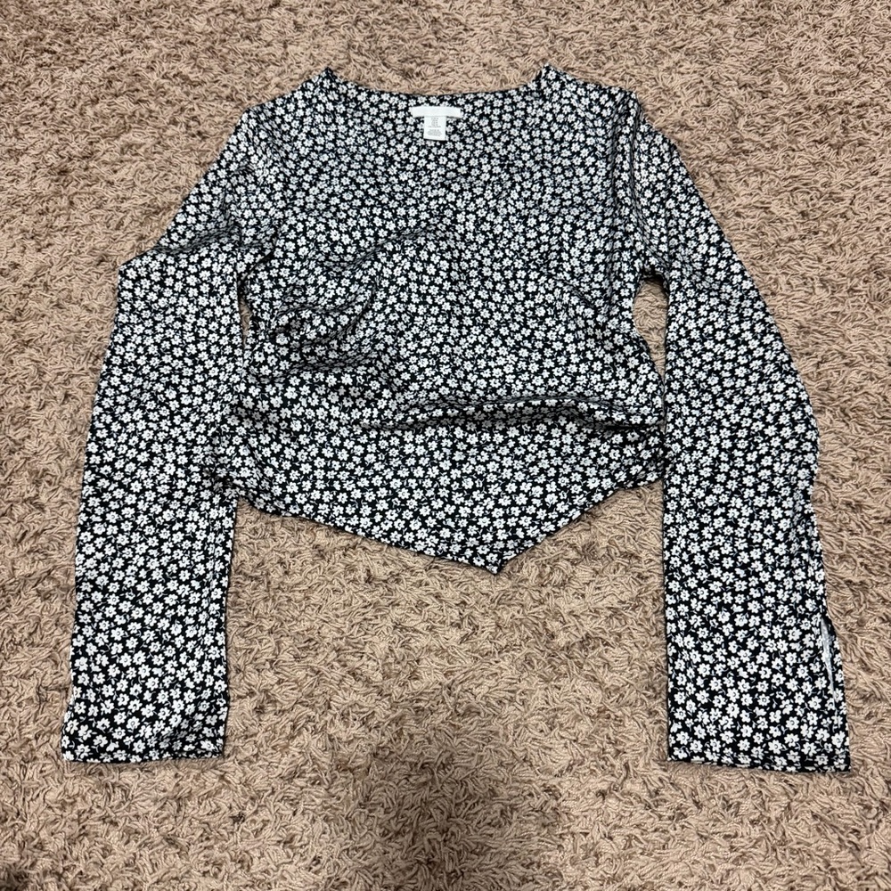 H&M Black and White Floral Blouse